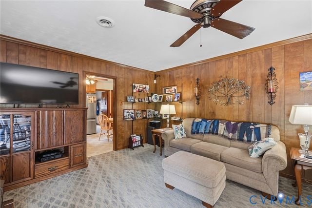 1301 Vickilee Rd, Chesterfield, VA 23236