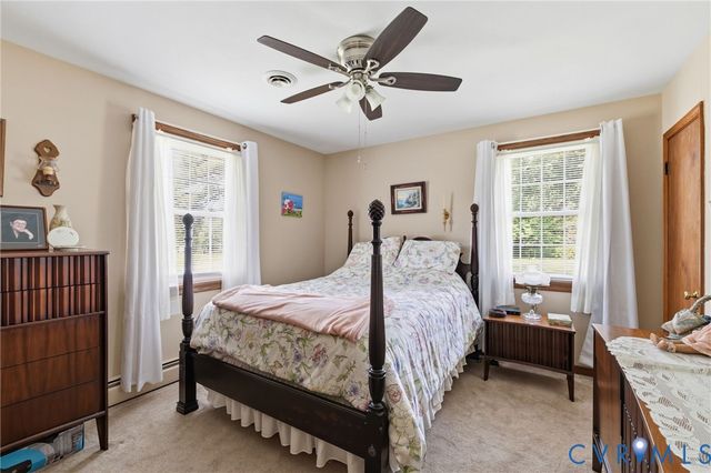 1301 Vickilee Rd, Chesterfield, VA 23236
