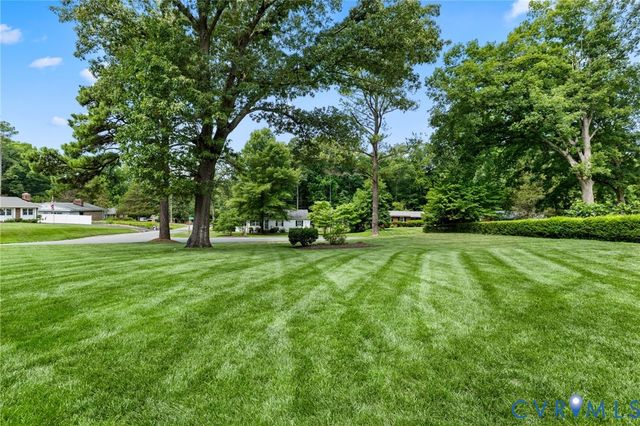 1301 Vickilee Rd, Chesterfield, VA 23236