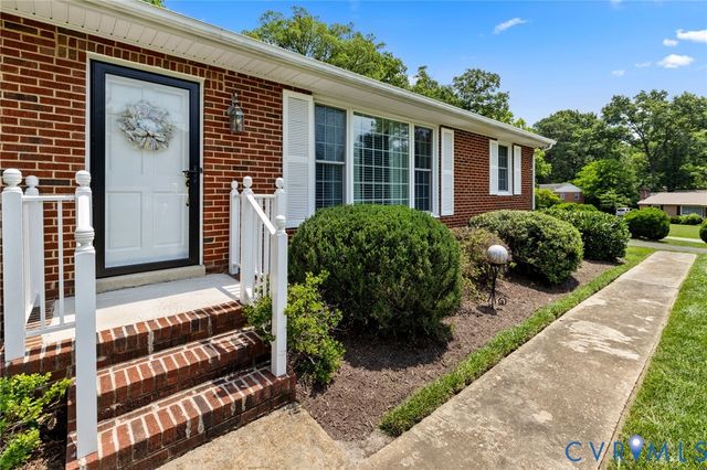 1301 Vickilee Rd, Chesterfield, VA 23236