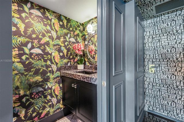 555 NE 15th St 30H, Miami, FL 33132