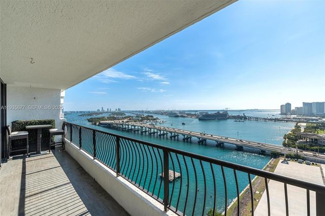 555 NE 15th St 30H, Miami, FL 33132