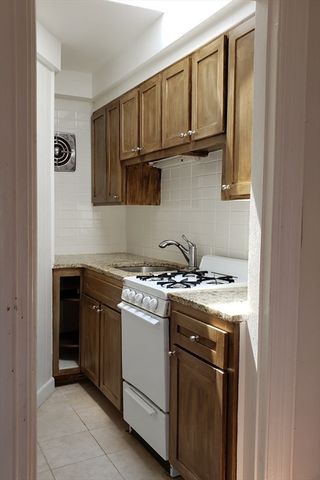 924 Beacon Street 8, Boston, MA 02215