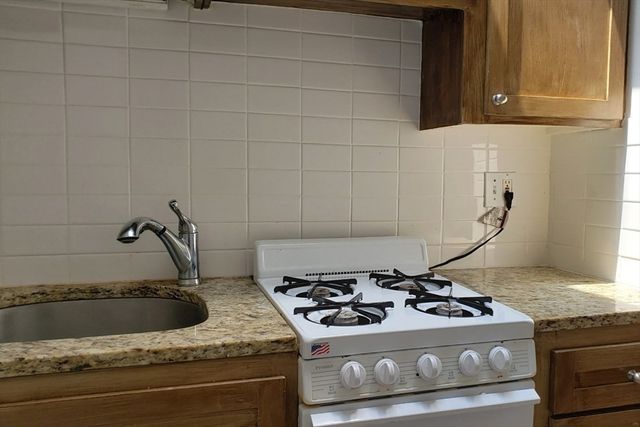 924 Beacon Street 8, Boston, MA 02215