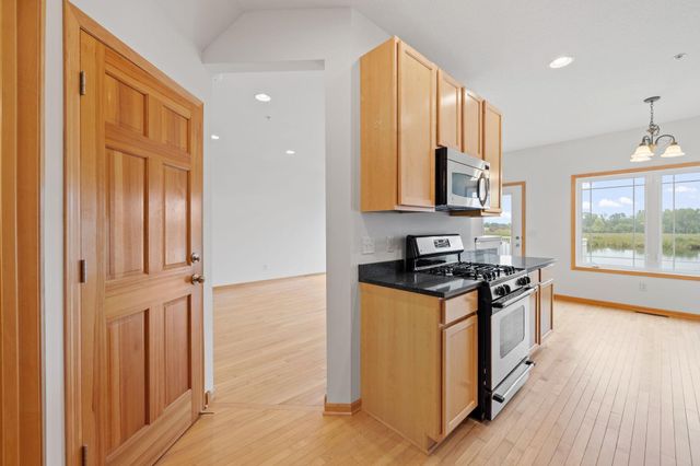 16242 50th Avenue N, Plymouth, MN 55446