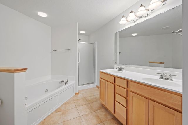 16242 50th Avenue N, Plymouth, MN 55446