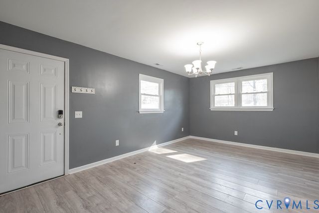 1616 Circle Dr, Petersburg, VA 23803