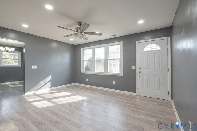 1616 Circle Dr, Petersburg, VA 23803