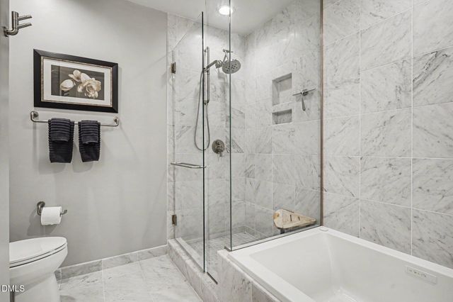 323 W Jones Street, Raleigh, NC 27603