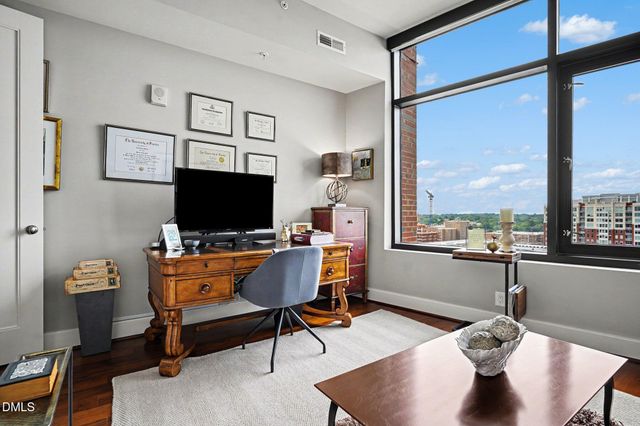 323 W Jones Street, Raleigh, NC 27603
