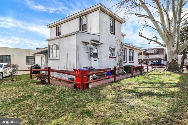 2267 E FARRAGUT AVE, Bristol, PA 19007