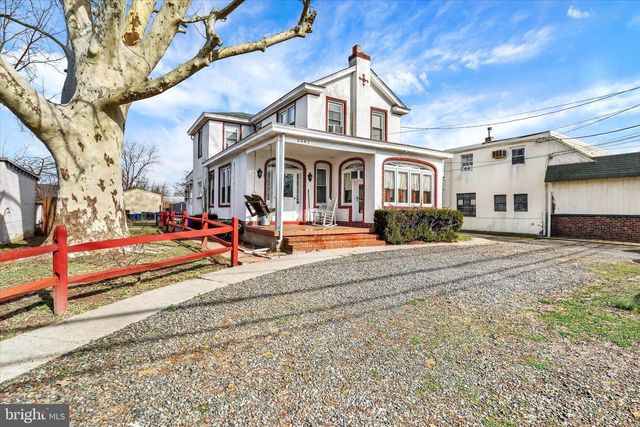 2267 E FARRAGUT AVE, Bristol, PA 19007