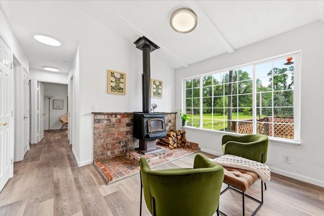 9891 Evans Way, Oregon House, CA 95962