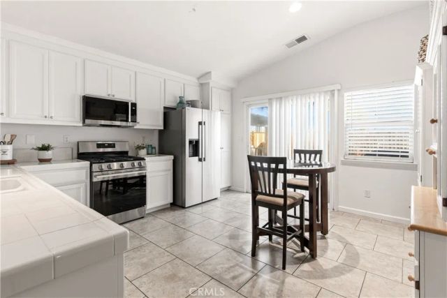 1478 La Sierra, Merced, CA 95348