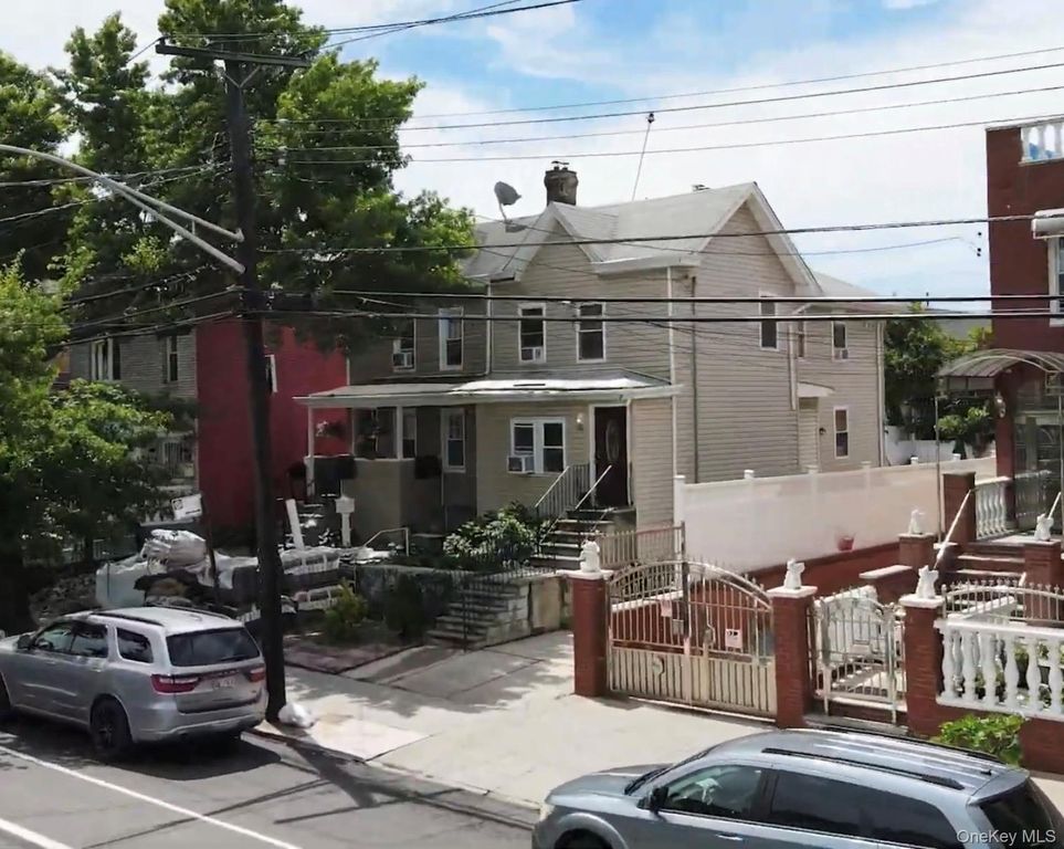 752 E 222nd Street, Bronx, NY 10467 — photo 2
