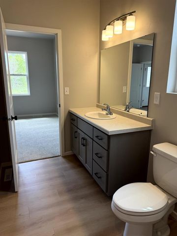 2209 GOLDEN GATE DRIVE, Appleton, WI 54913
