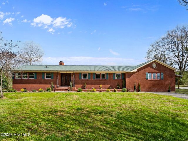 293 Old Chinquapin Road, Beulaville, NC 28518