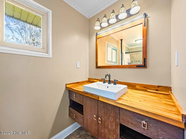 293 Old Chinquapin Road, Beulaville, NC 28518