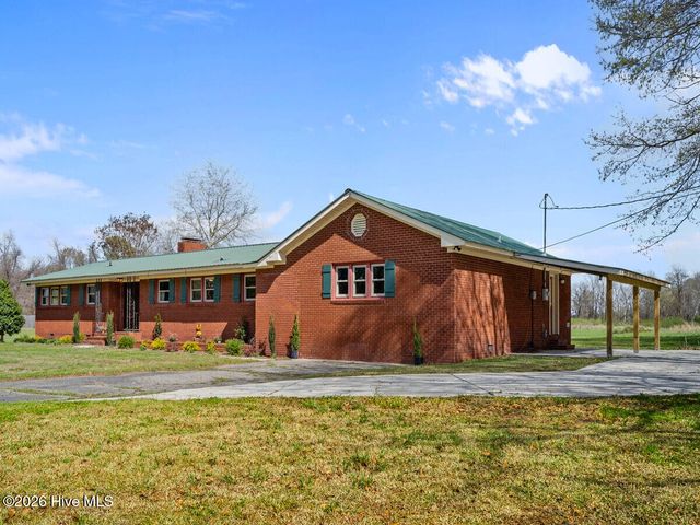 293 Old Chinquapin Road, Beulaville, NC 28518
