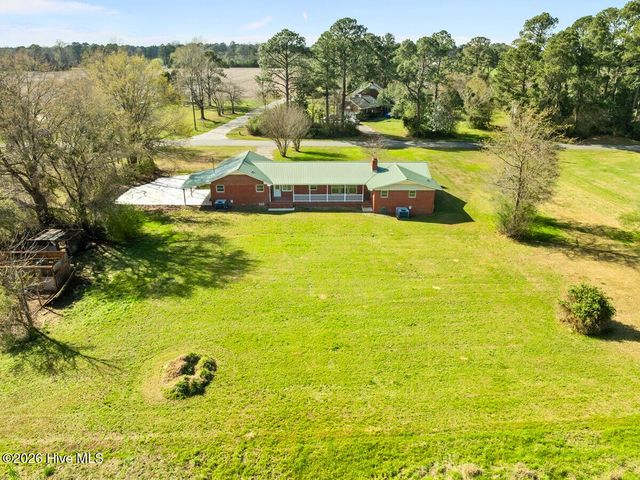 293 Old Chinquapin Road, Beulaville, NC 28518