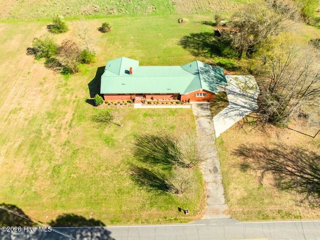 293 Old Chinquapin Road, Beulaville, NC 28518