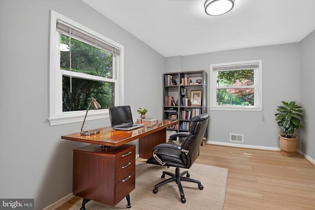 13601 VALLEY DR, Rockville, MD 20850