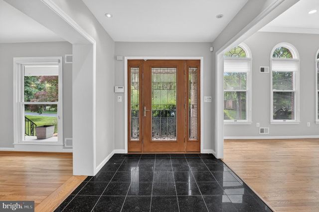 13601 VALLEY DR, Rockville, MD 20850