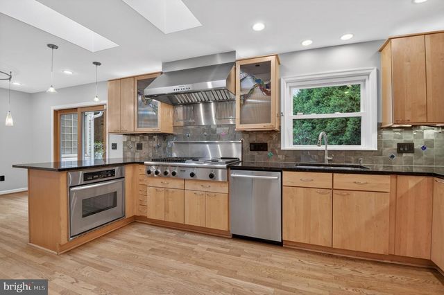 13601 VALLEY DR, Rockville, MD 20850