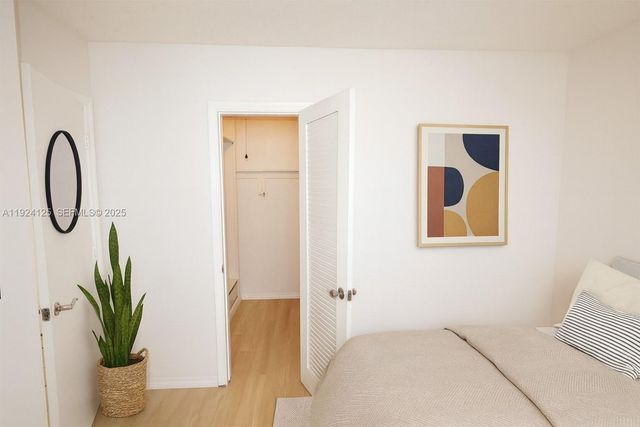 1611 NW 46th St, Tamarac, FL 33309