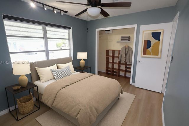 1611 NW 46th St, Tamarac, FL 33309