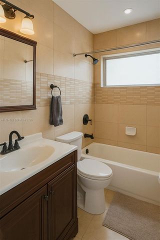 1611 NW 46th St, Tamarac, FL 33309