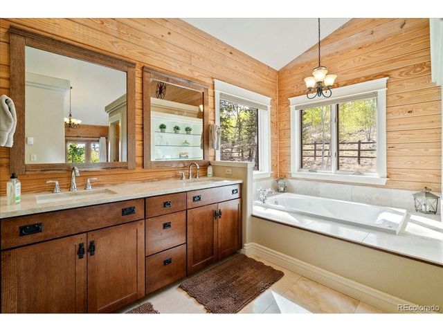 289 Tepee Trl, Jefferson, CO 80456