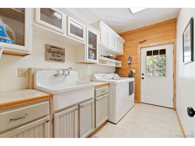 289 Tepee Trl, Jefferson, CO 80456