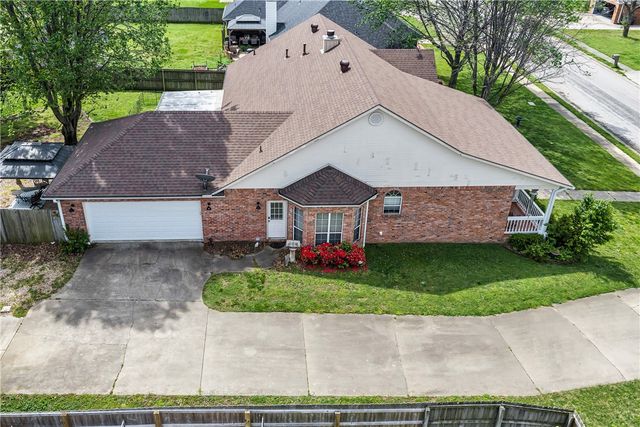 1109 N Quail Terrace, Rogers, AR 72756