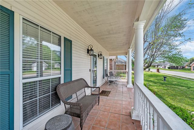 1109 N Quail Terrace, Rogers, AR 72756