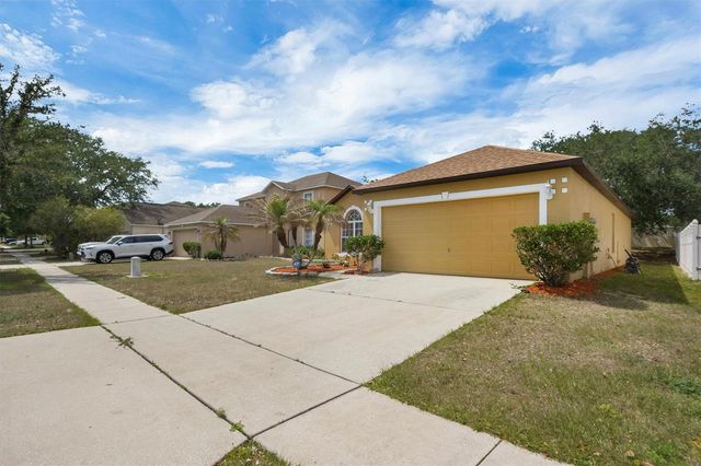 140 MILESTONE DRIVE, Haines City, FL 33844