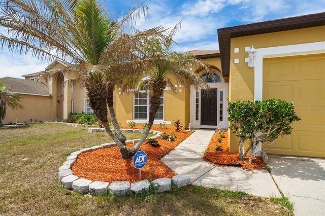 140 MILESTONE DRIVE, Haines City, FL 33844