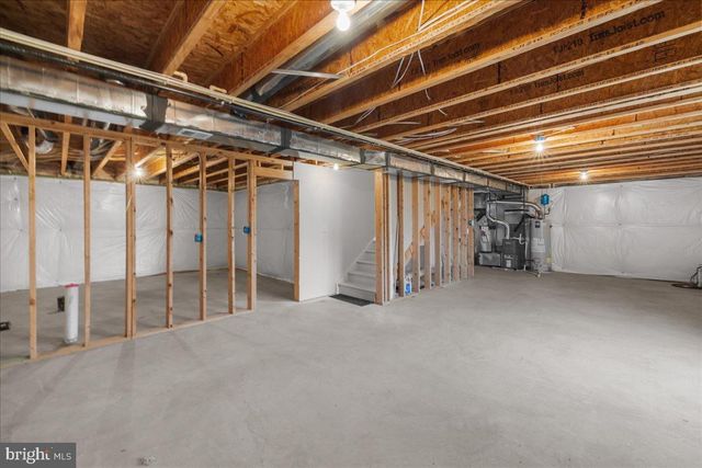 556 GARDEN GATE DR, Stephens City, VA 22655