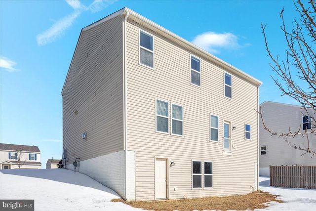 556 GARDEN GATE DR, Stephens City, VA 22655