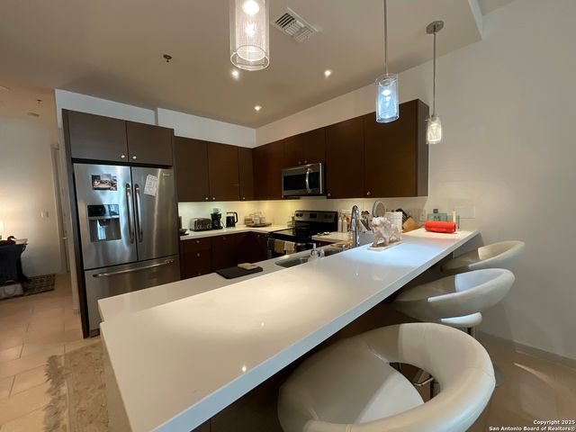 17902 La Cantera Pkwy Unit 303, San Antonio, TX 78257