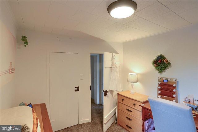 2071 GRANDVIEW RD, Hanover, PA 17331
