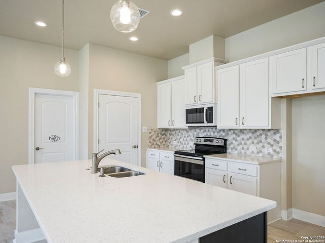 14681 Main St, Lytle, TX 78052