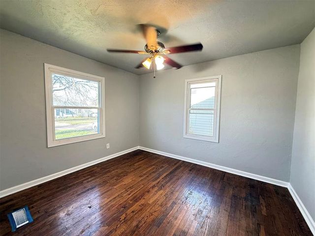 532 Showalter Drive, Midwest City, OK 73110