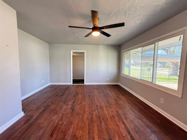 532 Showalter Drive, Midwest City, OK 73110