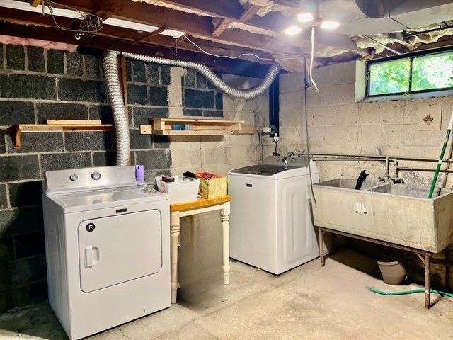 28 Superior Ave, Springfield, MA 01151