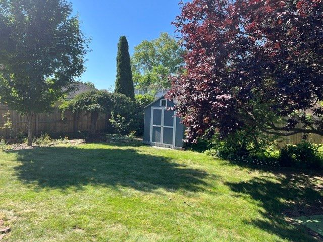 28 Superior Ave, Springfield, MA 01151