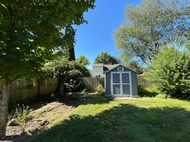 28 Superior Ave, Springfield, MA 01151
