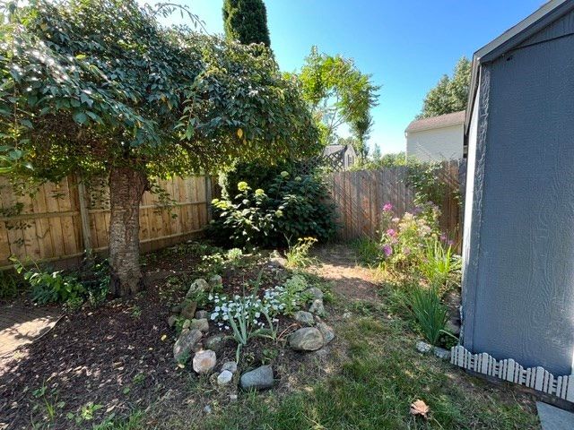 28 Superior Ave, Springfield, MA 01151