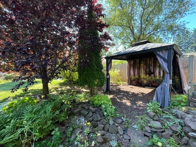 28 Superior Ave, Springfield, MA 01151