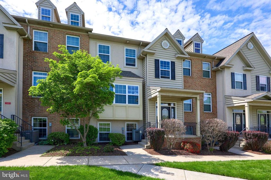 616 PETERSBURG RD, Lancaster, PA 17601